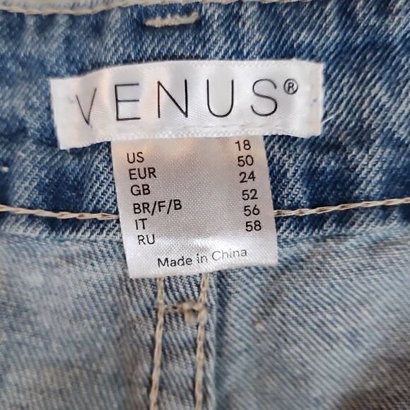 Venus Women's Mid Wash High Rise Ripped Cutout Embellished Denim Jeans Size 18 - Picture 10 of 10